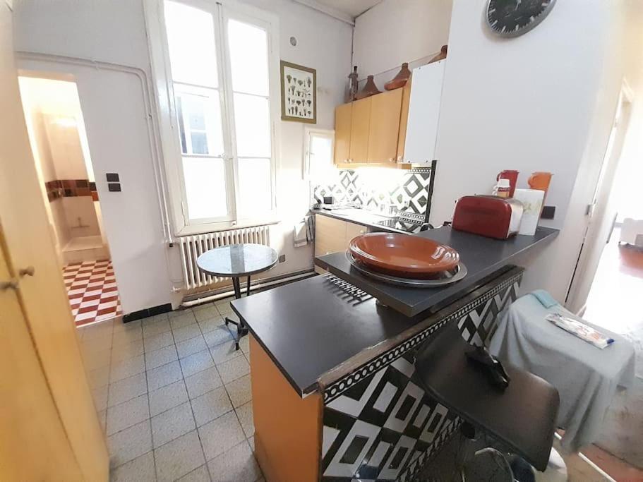 Les 7 Balcons, Comedie-Gare, Parking, Spacieux Lumineux Appt Haussmannien Montpellier Luaran gambar